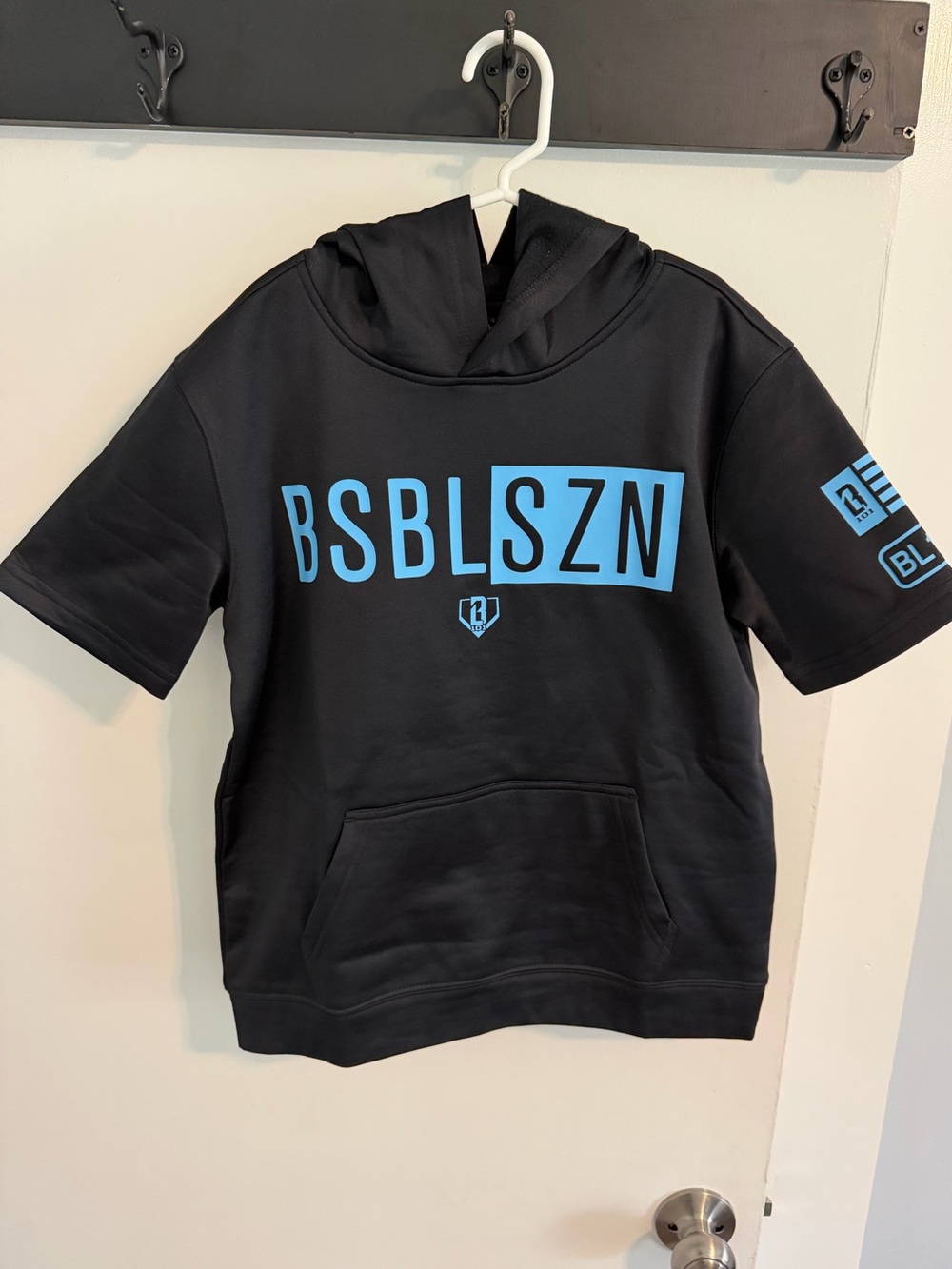 Baseball Lifestyle 101 Kids Black Hooded Short-Sleeve Top
